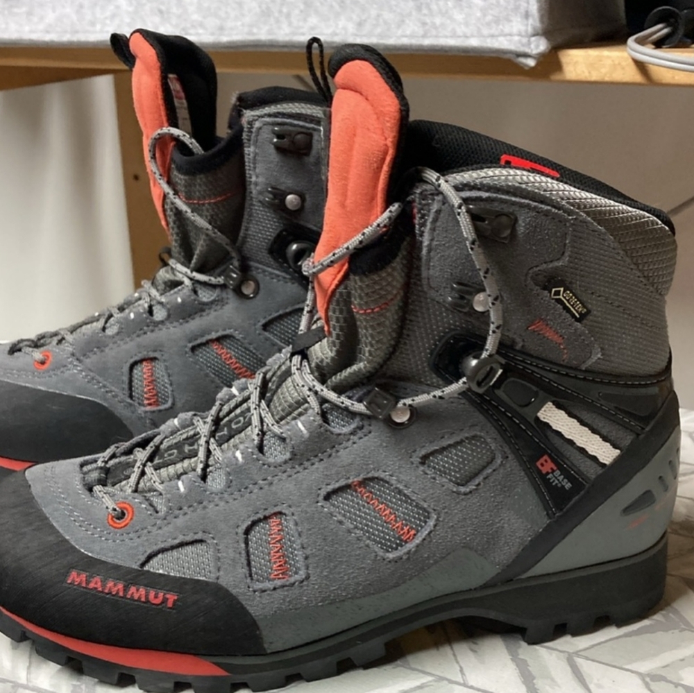 Mammut Ayako High GTX Mid rise hiking boot Sz. 7 waterproof - Picture 2 of 13